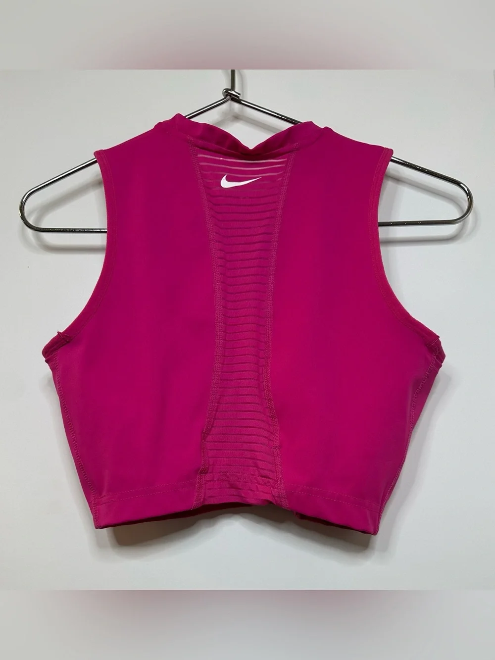 Nike‎ Dri-FIT Twist-Front Cropped Tank Top | Black | XL